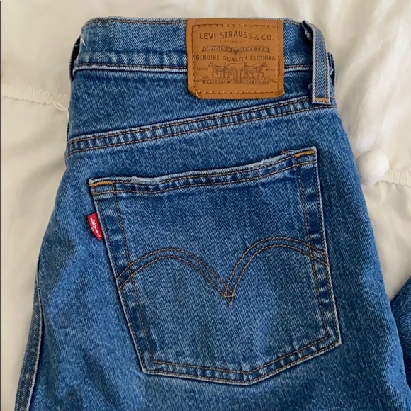 Levi’s Wedgie Straight - Picture 5 of 5